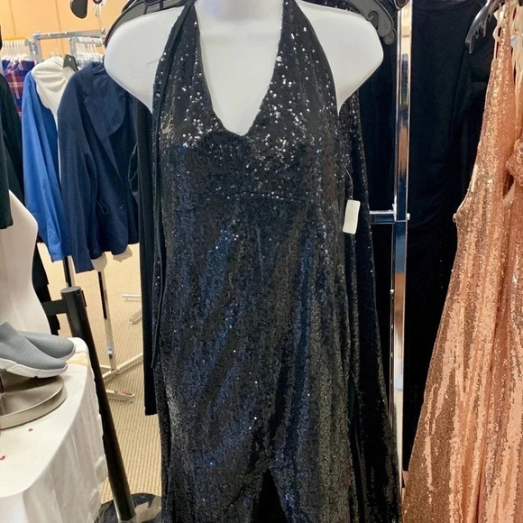 Long Black Sequin Halter Dress *NWOT* - Picture 1 of 8